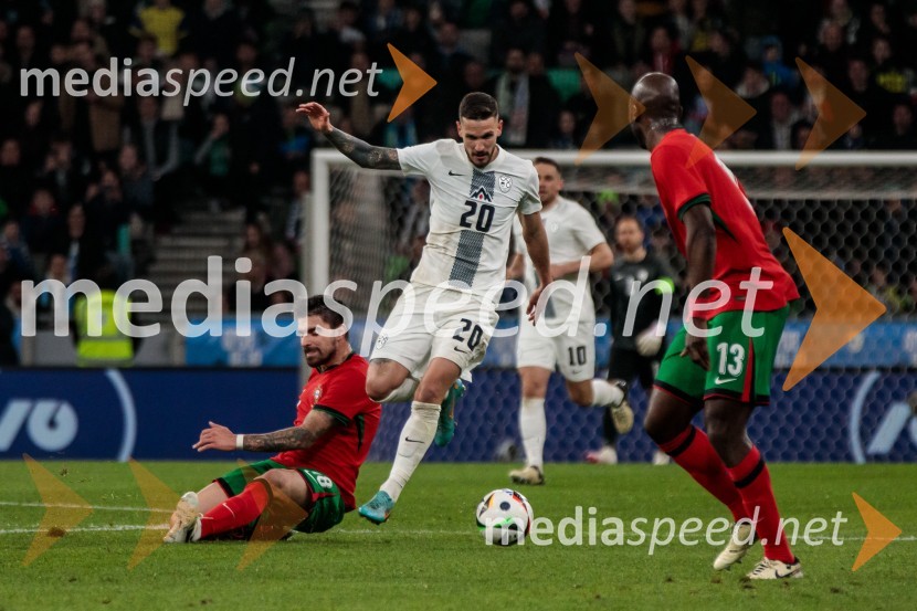  Rúben Neves, nogometaš;  Petar Stojanović, nogometaš;  Danilo Pereira, nogometašSlovenija premagala Portugalsko z 2:0