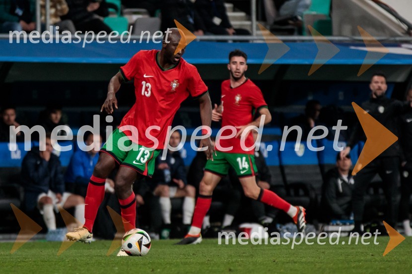  Danilo Pereira, nogometašSlovenija premagala Portugalsko z 2:0
