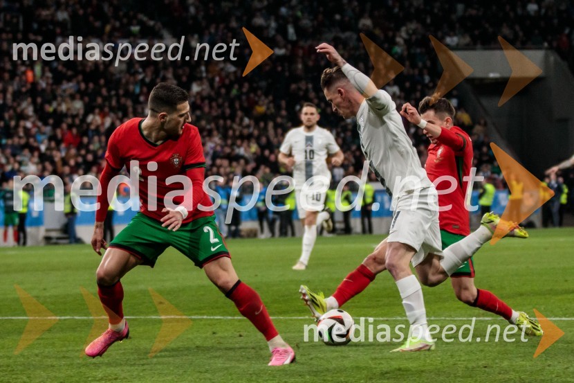 Diogo Dalot, nogometaš;  Benjamin Verbič, nogometaš;  Francisco Conceição, nogometašSlovenija premagala Portugalsko z 2:0