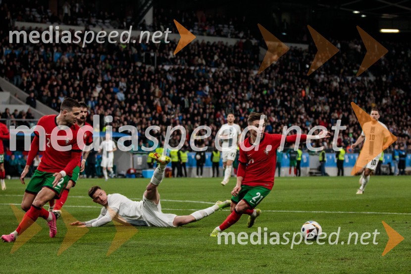  Diogo Dalot, nogometaš;  Benjamin Verbič, nogometaš;  Francisco Conceição, nogometašSlovenija premagala Portugalsko z 2:0