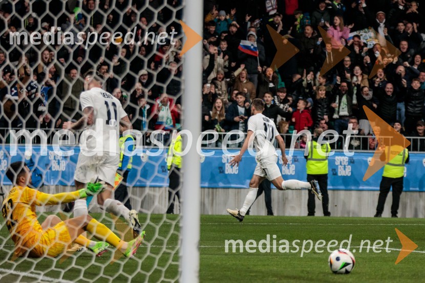  Diogo Costa, nogometaš;  Benjamin Šeško, nogometaš;  Timi Max Elšnik, nogometašSlovenija premagala Portugalsko z 2:0