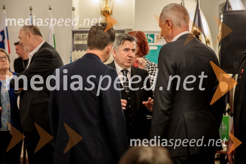 Božo  Černila, direktor, TrimoNovinarska konferenca 72. Ljubljana Festivala