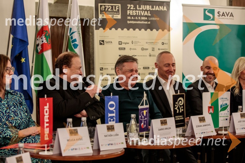  Darko  Brlek, direktor in umetniški vodja, Festival Ljubljana;  Zoran Janković, župan, Mestna občina Ljubljana;  Jošt Dolničar, predsednik uprave, Zavarovalnica Sava;  Andrej Krajner, direktor komunikacij, NLBNovinarska konferenca 72. Ljubljana Festivala