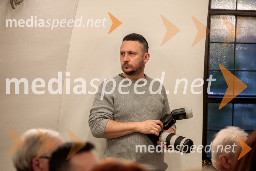 Aleksandar Domitrica, fotografNovinarska konferenca 72. Ljubljana Festivala
