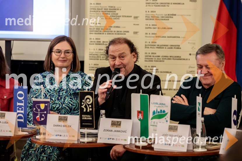  Nataša  Luša, direktorica družbe Delo d.o.o.;  Darko  Brlek, direktor in umetniški vodja, Festival Ljubljana;  Zoran Janković, župan, Mestna občina LjubljanaNovinarska konferenca 72. Ljubljana Festivala