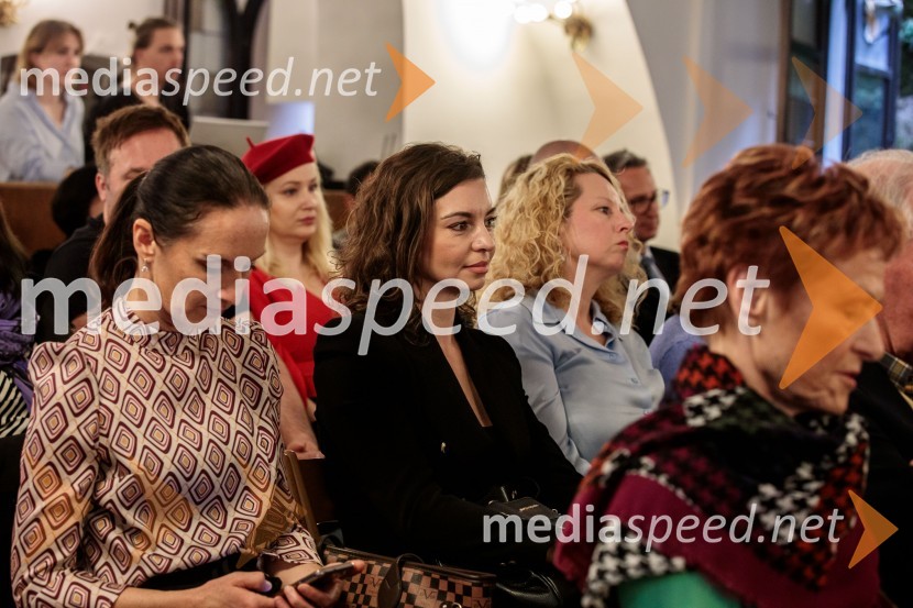  Špela Kregar, direktorica marketinga, Zavarovalnica SavaNovinarska konferenca 72. Ljubljana Festivala