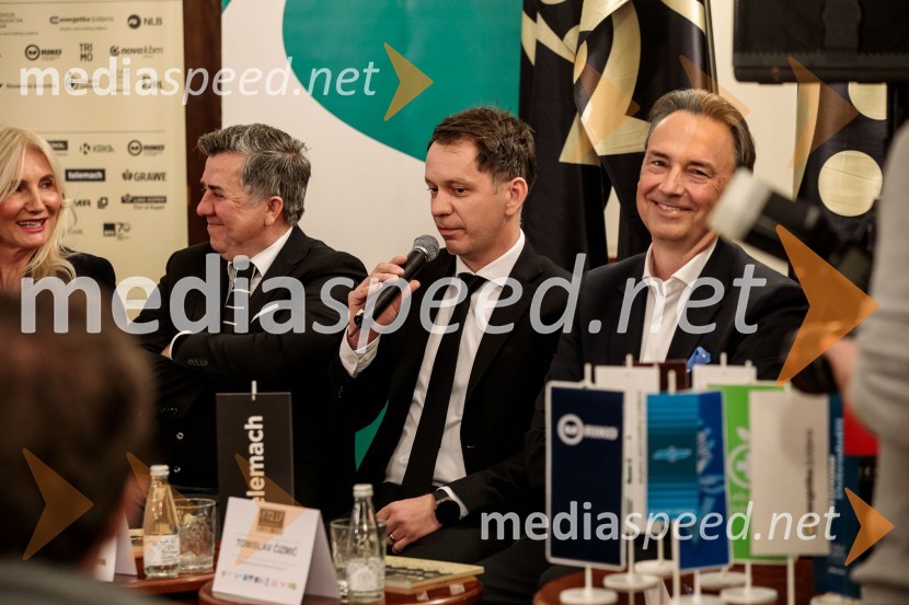  Božo  Černila, direktor, Trimo;  Leon Tomašić, direktor, Terme Doberna;  Tomislav Čizmić, predsednik poslovodstva družbe, Telemach Slovenija d.o.o.Novinarska konferenca 72. Ljubljana Festivala