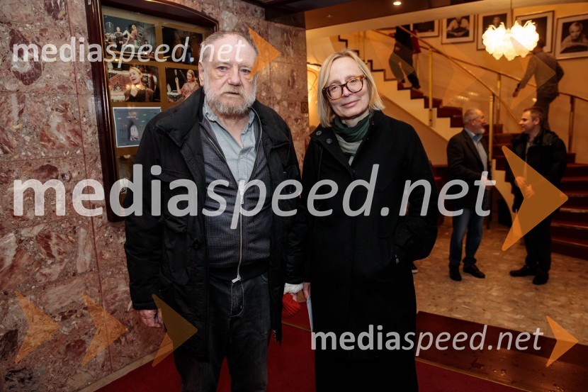  Zdravko Duša, pisec, urednik in prevajalec, vodja simpozija Moč povezav;  Petra Vidali, urednica kulture, Večer54. Teden slovenske drame, otvoritev