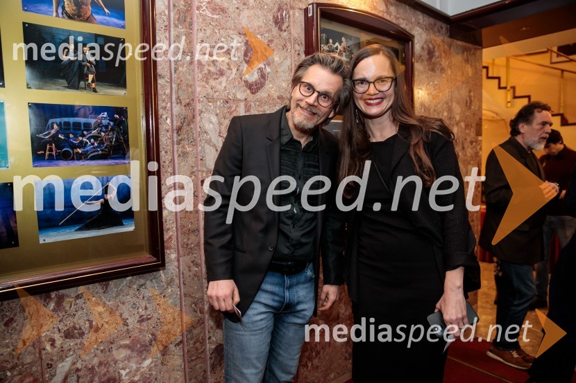  Aljoša Ternovšek, igralec;  Tamara Bračič Vidmar, producentka, Bunker Ljubljana, koordinator mednarodne mreže Balkan Express54. Teden slovenske drame, otvoritev