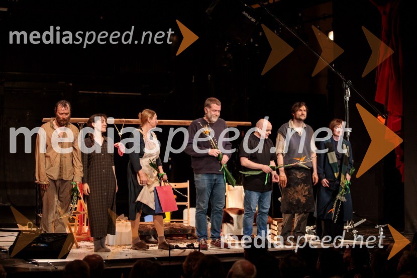  Gregor Luštek, igralec, koreograf;  Živa Selan, igralka;  Darja Reichman, igralka;  Jernej Lorenci, gledališki režiser;  Branko  Rožman, avtor glasbe in korepetitor;  Branko Jordan, igralec;  Maja Cerar, lektorica54. Teden slovenske drame, otvoritev