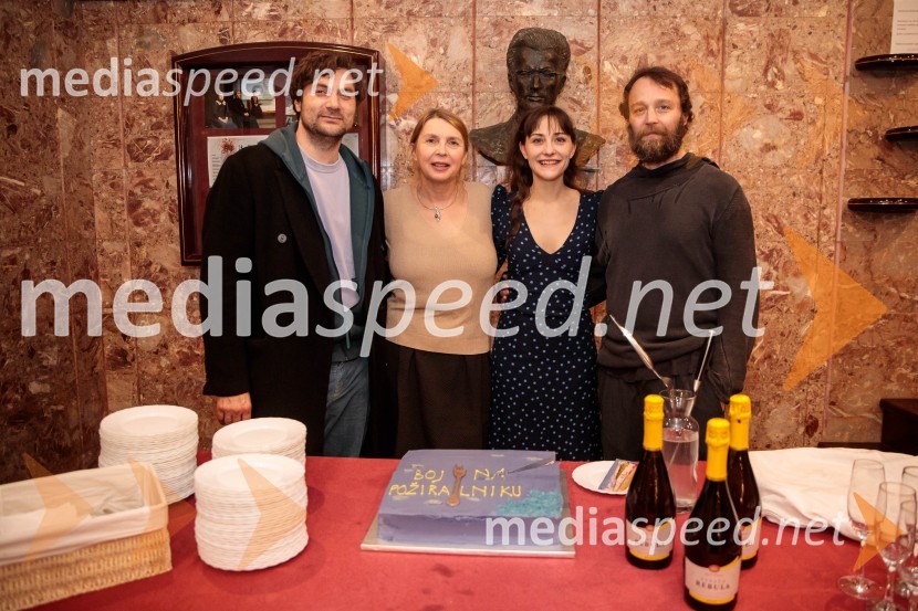  Branko Jordan, igralec;  Darja Reichman, igralka;  Živa Selan, igralka;  Gregor Luštek, igralec, koreograf54. Teden slovenske drame, otvoritev