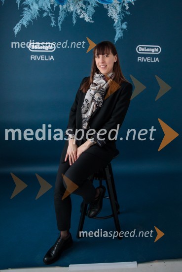 De'Longhi kavni aparat Rivelia očaral trg s trojno oblikovalsko nagrado IF Design