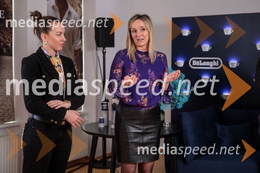  Tea Kozulić, junior marketing specialistka, De'Longhi Hrvaška;  Nataša Bagić, vodja marketinga, De'Longhi HrvaškaDe'Longhi kavni aparat Rivelia očaral trg s trojno oblikovalsko nagrado IF Design