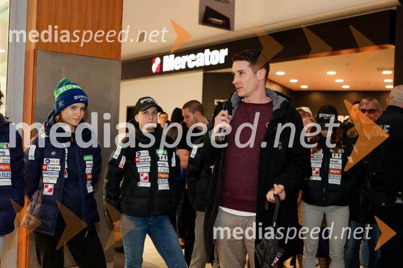  Janez Černe, podžupan Mestne občine KranjSprejem skakalk in skakalcev v Mercator centru Kranj