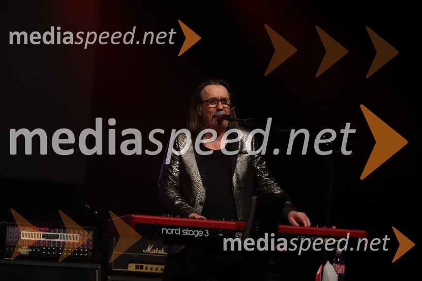  Russell Keefe, SladeZ britanskimi legendami na odru še slovenske, Slade & Get back