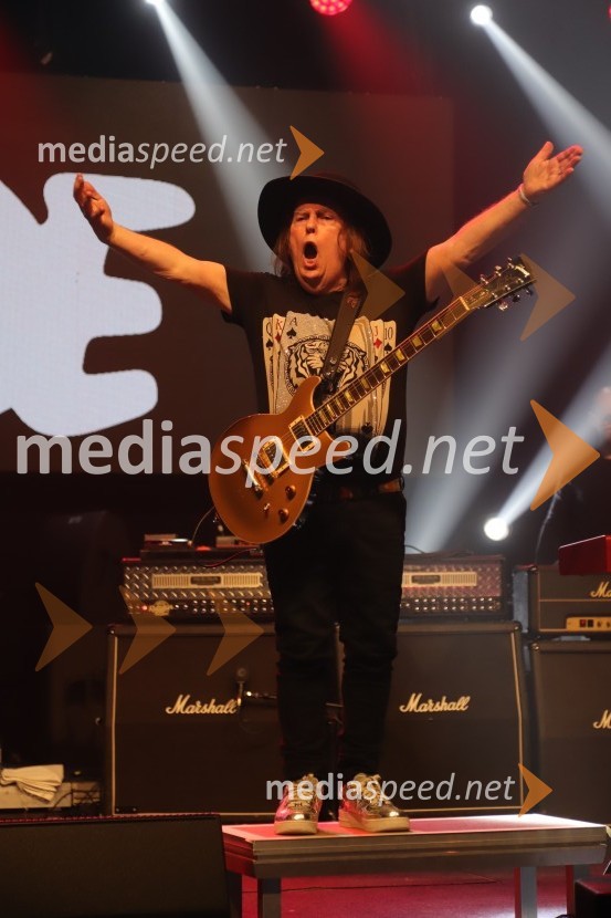  Dave Hill, SladeZ britanskimi legendami na odru še slovenske, Slade & Get back