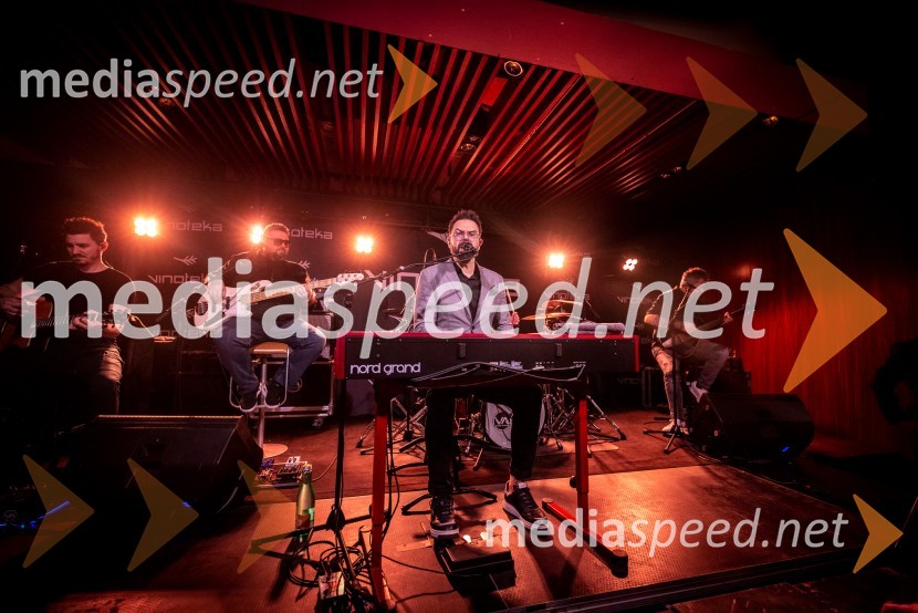  Petar Grašo, pevecPetar Grašo v Rožmarinu