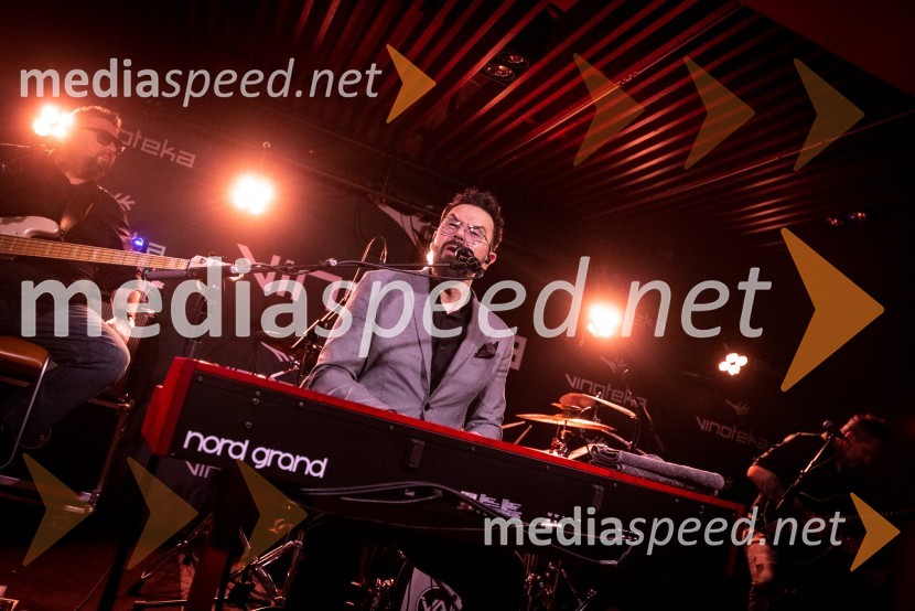  Petar Grašo, pevecPetar Grašo v Rožmarinu