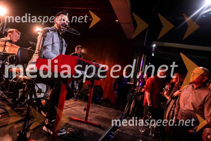  Petar Grašo, pevecPetar Grašo v Rožmarinu