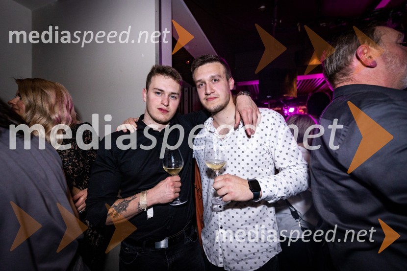  ... ;  Miha PraznikPetar Grašo v Rožmarinu