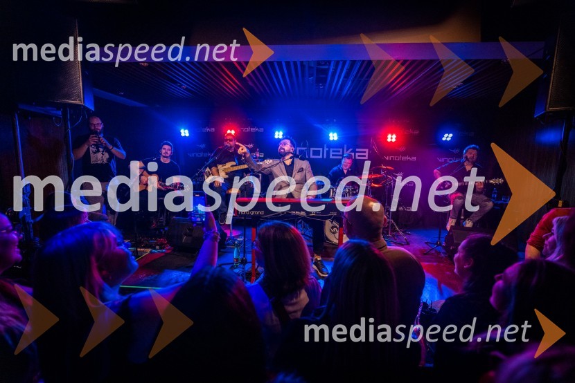  Petar Grašo, pevecPetar Grašo v Rožmarinu