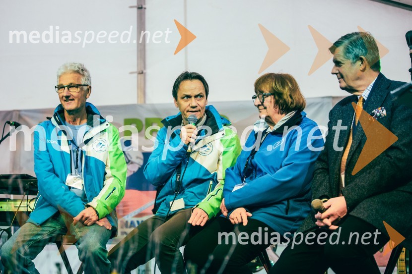  Sandi Čimžar, SK Triglav Kranj;  Sašo Komovec, SK Triglav Kranj;  ... ;  Tomaž Kunstelj, diplomatSprejem smučarskih skakalcev Prevc v rodni Dolenji vas