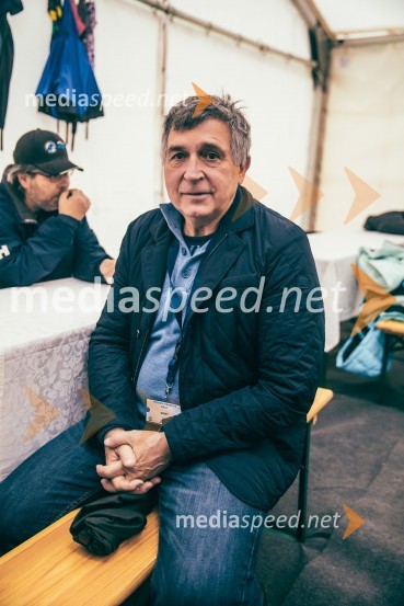  Jelko Gros, direktor, Zavod za šport Republike Slovenije PlanicaSprejem smučarskih skakalcev Prevc v rodni Dolenji vas