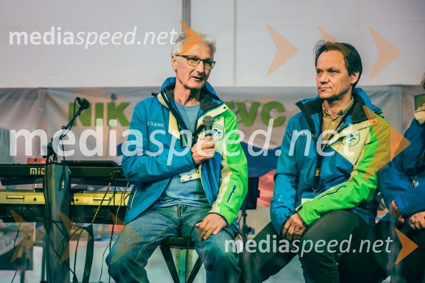  Sandi Čimžar, SK Triglav Kranj;  Sašo Komovec, SK Triglav KranjSprejem smučarskih skakalcev Prevc v rodni Dolenji vas