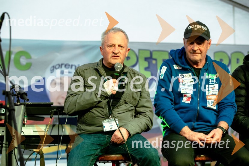  Jani Grilc, pomočnik trenerja slovenske skakalne reprezentance;  Stane  Baloh, nekdanji trener smučarskih skakalkSprejem smučarskih skakalcev Prevc v rodni Dolenji vas