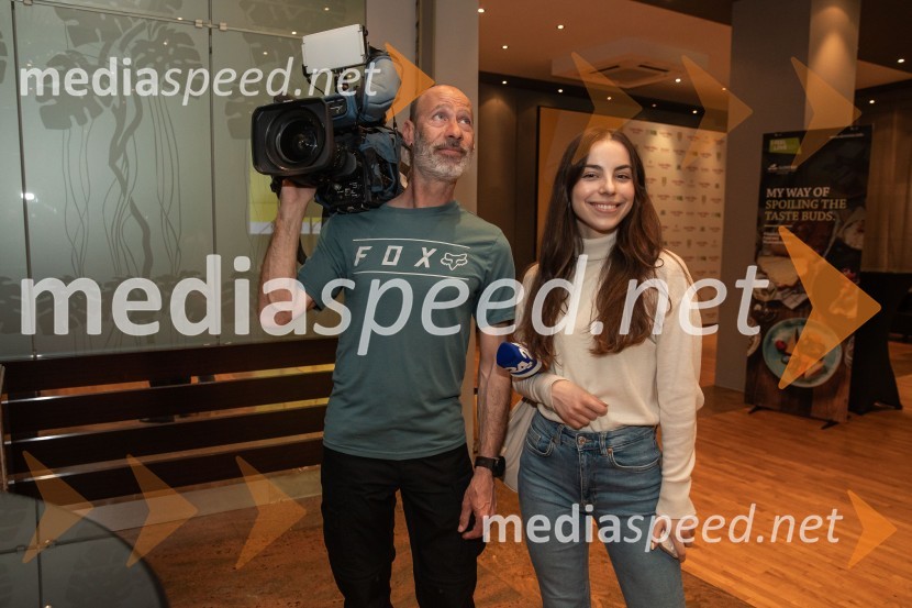  ... ;   Anastasija Jović , novinarka, POP TVGault&Millau 2024, gala podelitev priznanj