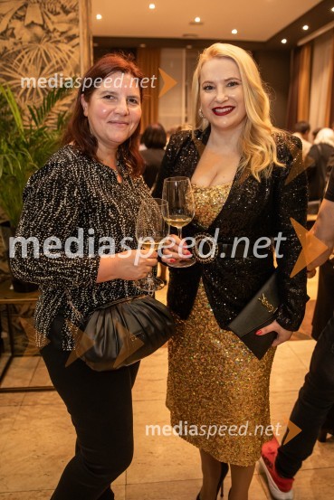  Teja Pelko, novinarka, Svet24;  Danica Lovenjak, novinarka, voditeljicaGault&Millau 2024, gala podelitev priznanj