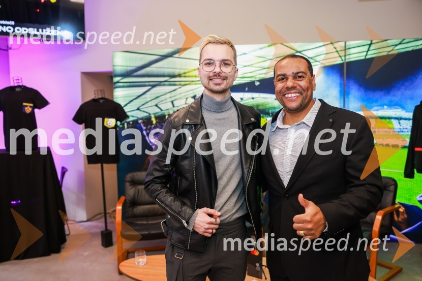  David Hojnik, modni oblikovalec DH fashion;  Marcos  Tavares, nekdanji nogometaš, NK MariborEkskluzivna predstavitev zbirateljske kolekcije oblačil, ustvarjene iz ikoničnih nogometnih dresov