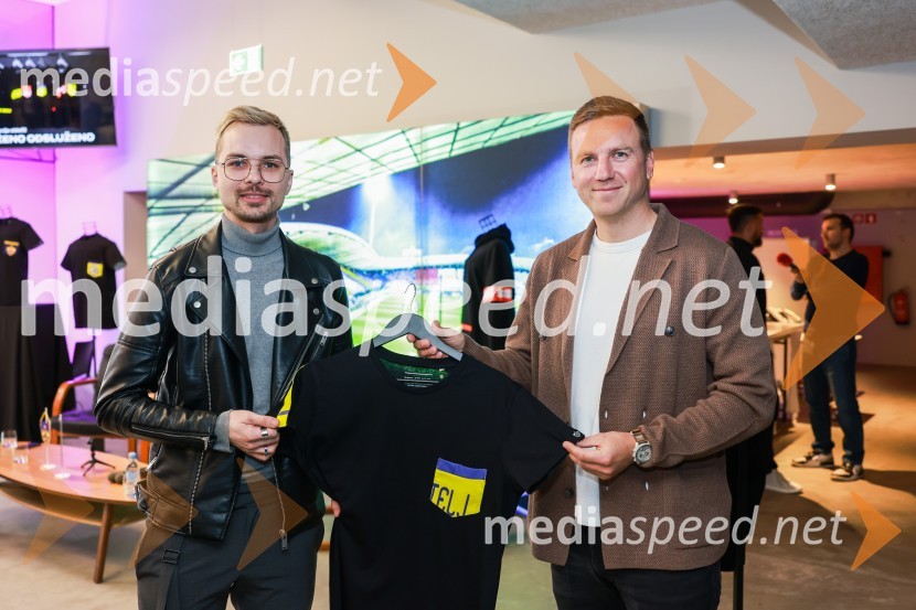  David Hojnik, modni oblikovalec DH fashion;  Aleš Mertelj, nekdanji nogometaš, NK MariborEkskluzivna predstavitev zbirateljske kolekcije oblačil, ustvarjene iz ikoničnih nogometnih dresov