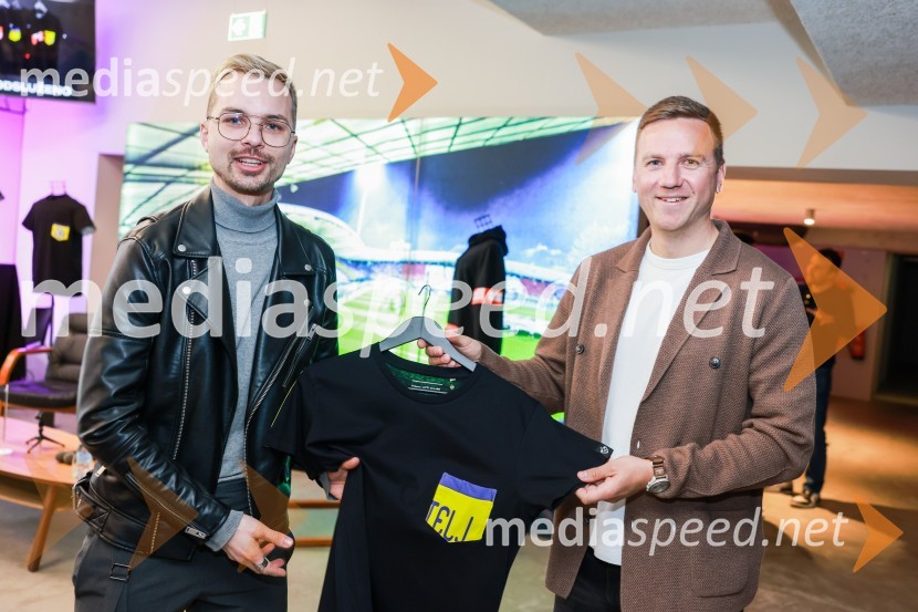  David Hojnik, modni oblikovalec DH fashion;  Aleš Mertelj, nekdanji nogometaš, NK MariborEkskluzivna predstavitev zbirateljske kolekcije oblačil, ustvarjene iz ikoničnih nogometnih dresov