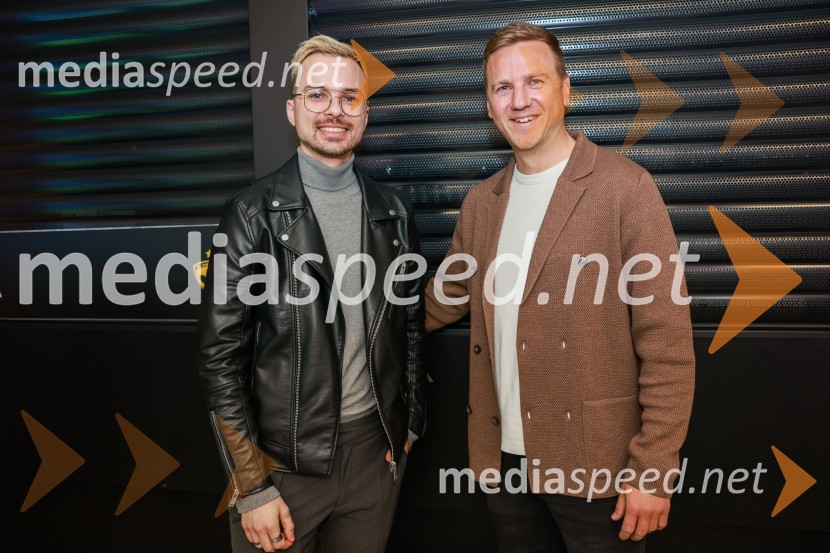  David Hojnik, modni oblikovalec DH fashion;  Aleš Mertelj, nekdanji nogometaš, NK MariborEkskluzivna predstavitev zbirateljske kolekcije oblačil, ustvarjene iz ikoničnih nogometnih dresov