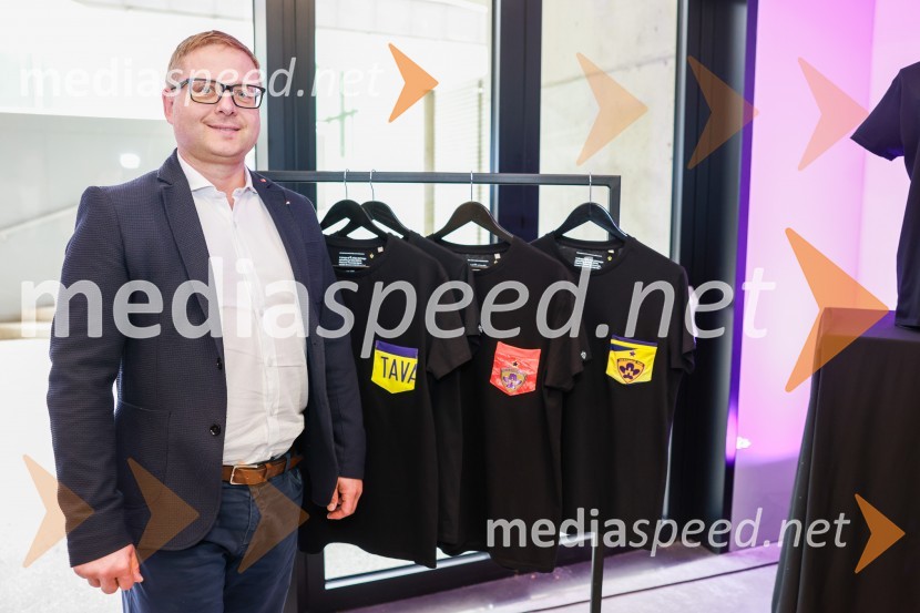  Aleš Petejan, direktor marketinga, MastercardEkskluzivna predstavitev zbirateljske kolekcije oblačil, ustvarjene iz ikoničnih nogometnih dresov