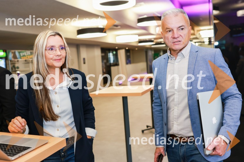  Duška  Žolger, Pepermint PR;  Željko Latin, PR, NK MariborEkskluzivna predstavitev zbirateljske kolekcije oblačil, ustvarjene iz ikoničnih nogometnih dresov