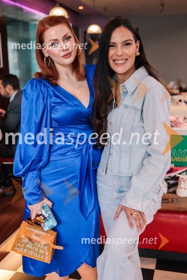  Ivana Zotel Benko, (gretagardner),  model, fotografinja;  Ula  Furlan, igralka, voditeljica, vodja stikov z javnostmi Kina ŠiškaDeichmann na retro zabavi predstavil modne trende za pomlad/poletje