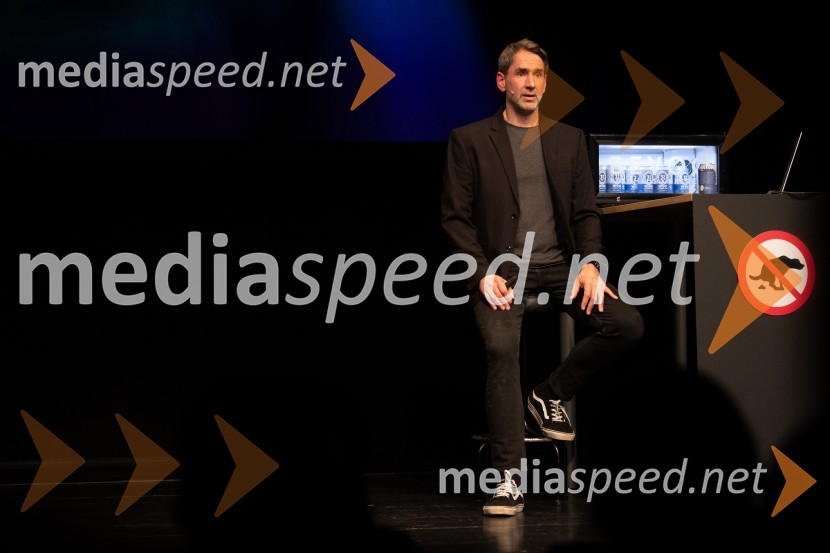  Miha Šalehar, radijski voditelj, kolumnistPremiera predstave Notranji pir v SiTi Teatru BTC