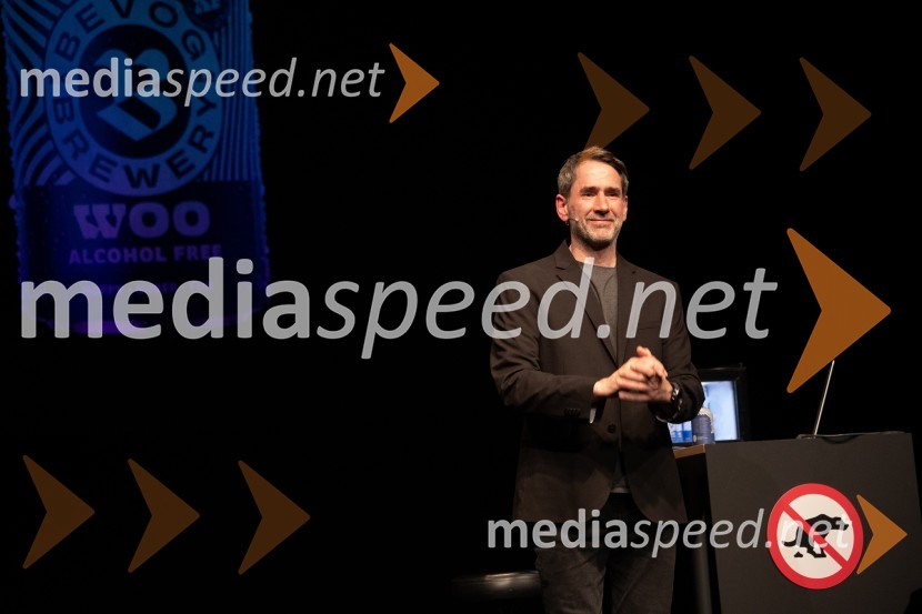  Miha Šalehar, radijski voditelj, kolumnistPremiera predstave Notranji pir v SiTi Teatru BTC