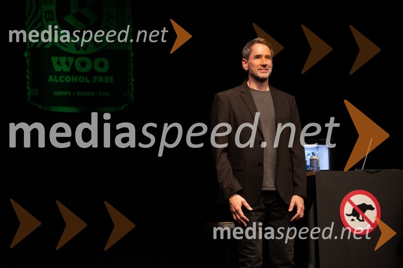  Miha Šalehar, radijski voditelj, kolumnistPremiera predstave Notranji pir v SiTi Teatru BTC