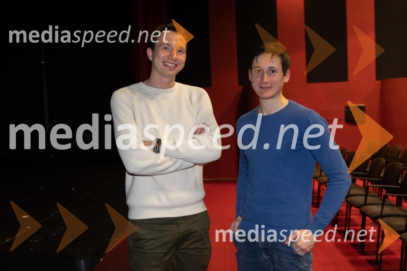  Robert Petan, glasbenik;  Cene Prevc, nekdanji smučarski skakalecPremiera predstave Notranji pir v SiTi Teatru BTC