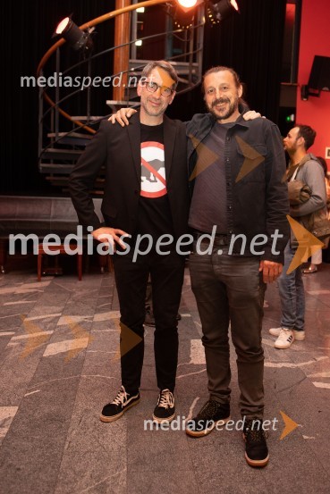  Miha Šalehar, radijski voditelj, kolumnist;  Matej Recer, igralecPremiera predstave Notranji pir v SiTi Teatru BTC