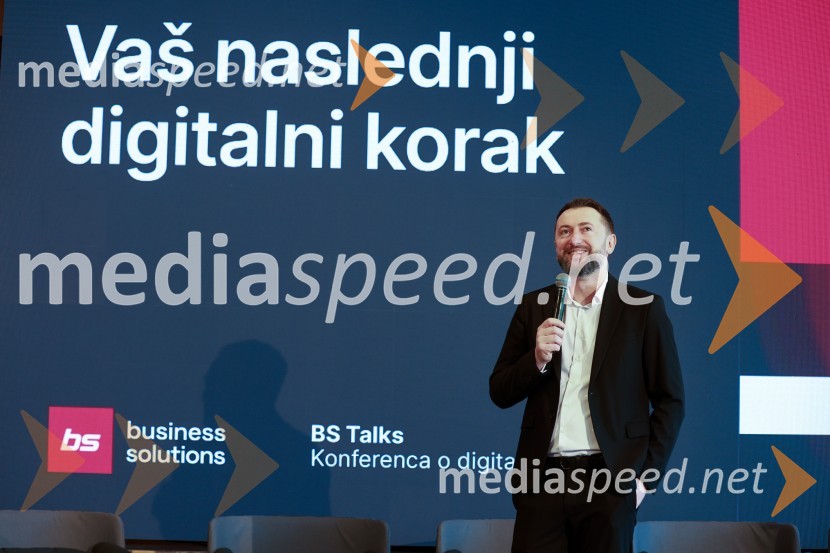  Perica Jerković, stand-up komikBS Talks – konferenca o digitalizaciji
