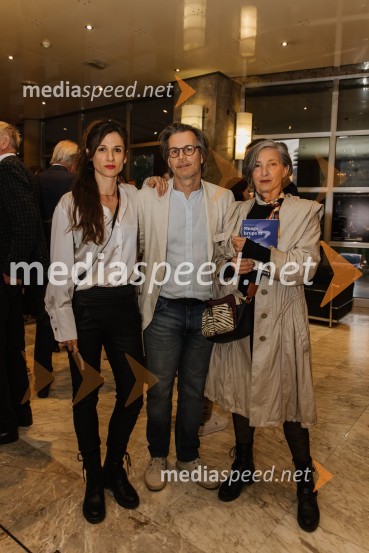  Lada Petrovski Ternovšek, plesalka;  Aljoša Ternovšek, igralec;  Sanja Petrovski, plesna umetnicaMnogo hrupa za nič, premiera komedije v SNG Nova Gorica