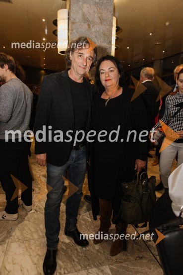  Vito Taufer, režiser;  Mojca Partljič, igralkaMnogo hrupa za nič, premiera komedije v SNG Nova Gorica