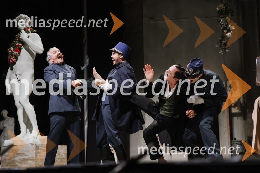  Iztok Mlakar, igralec;  Francesco Borchi, igralec;  Andrej Zalesjak, igralec;  ... Mnogo hrupa za nič, premiera komedije v SNG Nova Gorica