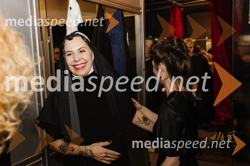  Maja Poljanec, igralkaMnogo hrupa za nič, premiera komedije v SNG Nova Gorica