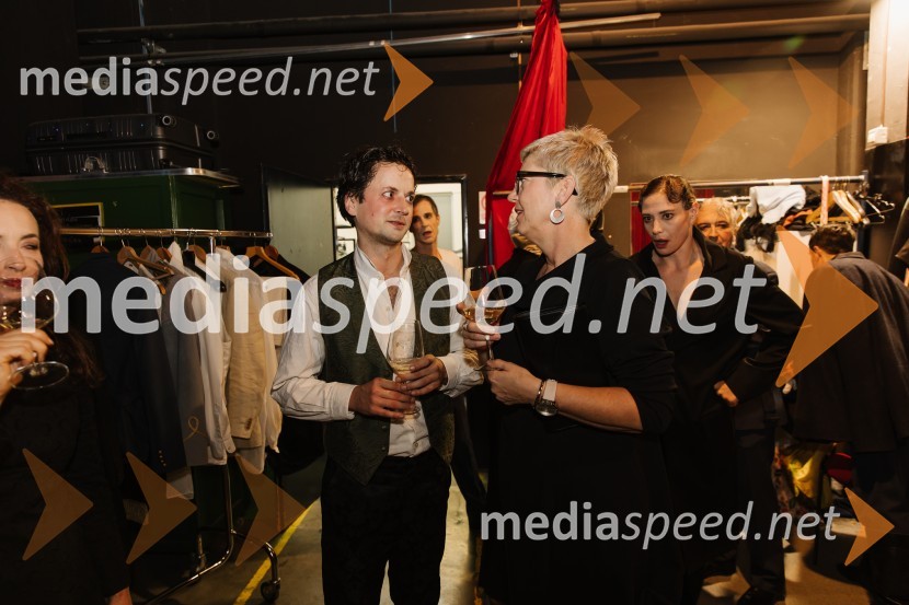  Andrej Zalesjak, igralec;  Mirjam Drnovšček, direktorica, SNG Nova GoricaMnogo hrupa za nič, premiera komedije v SNG Nova Gorica