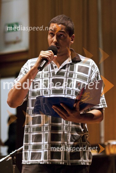 Jose, povezovalec festivalaFestival Slovenskega šansona 2009